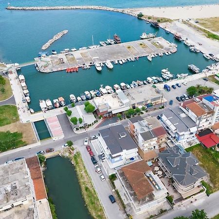Apartments Nera Paralia-Apartment With Sea View Экстерьер фото